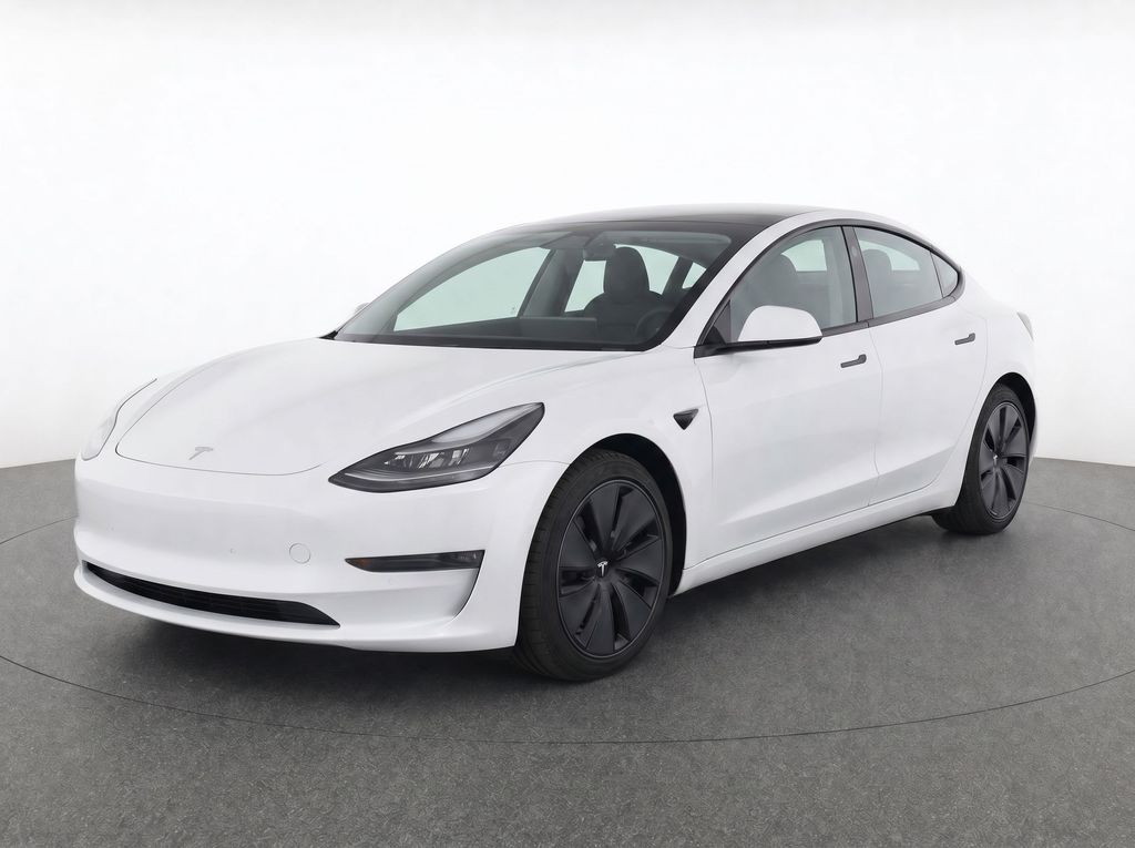 2023 Tesla Model 3 -'s photo