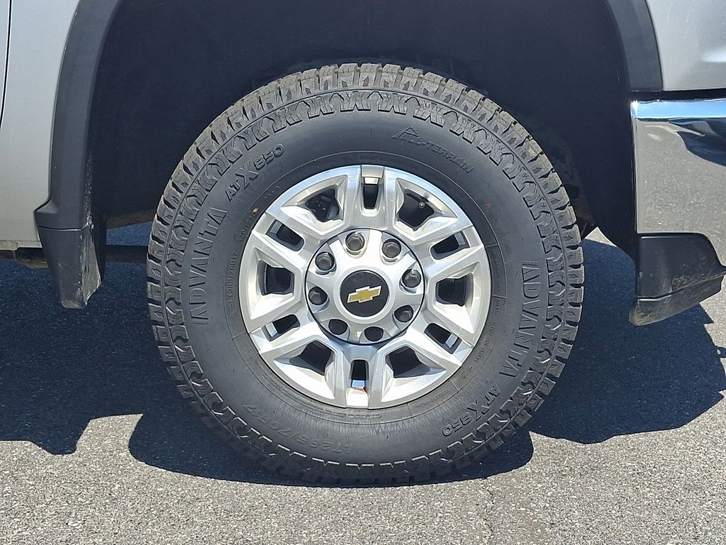 2020 Chevrolet Silverado 2500HD LT - Photo 7