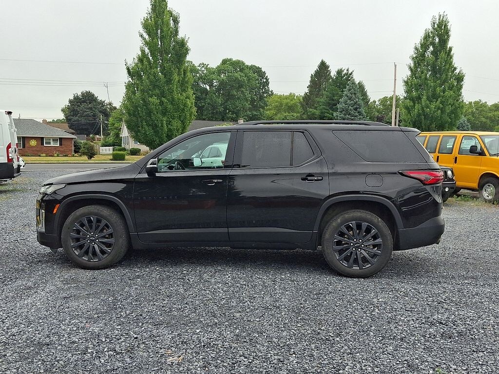 Used 2023 Chevrolet Traverse RS SUV