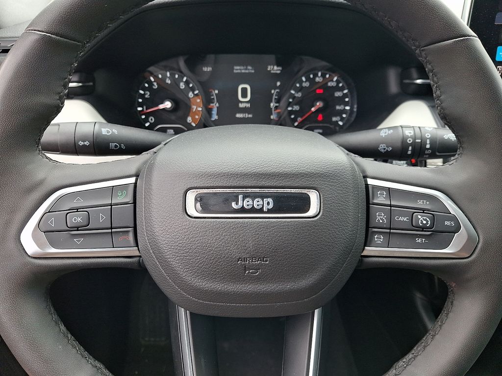2025 Jeep Compass Limited - Photo 18