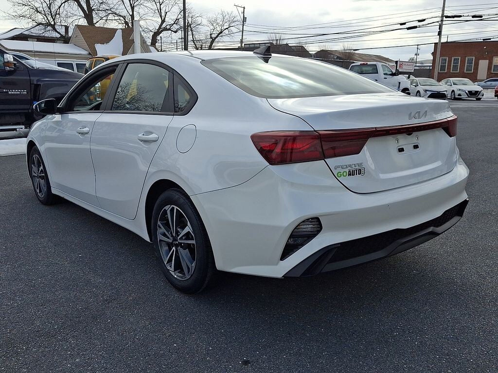 Used 2024 Kia Forte LXS Sedan