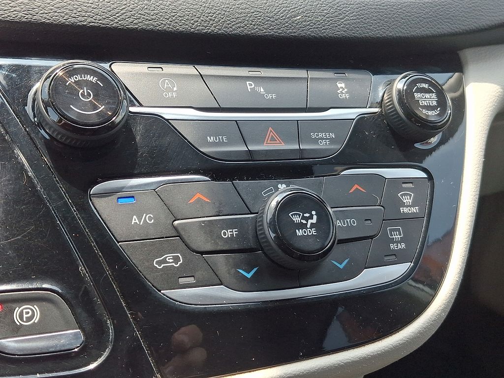 2020 Chrysler Pacifica Touring L Plus - Photo 13