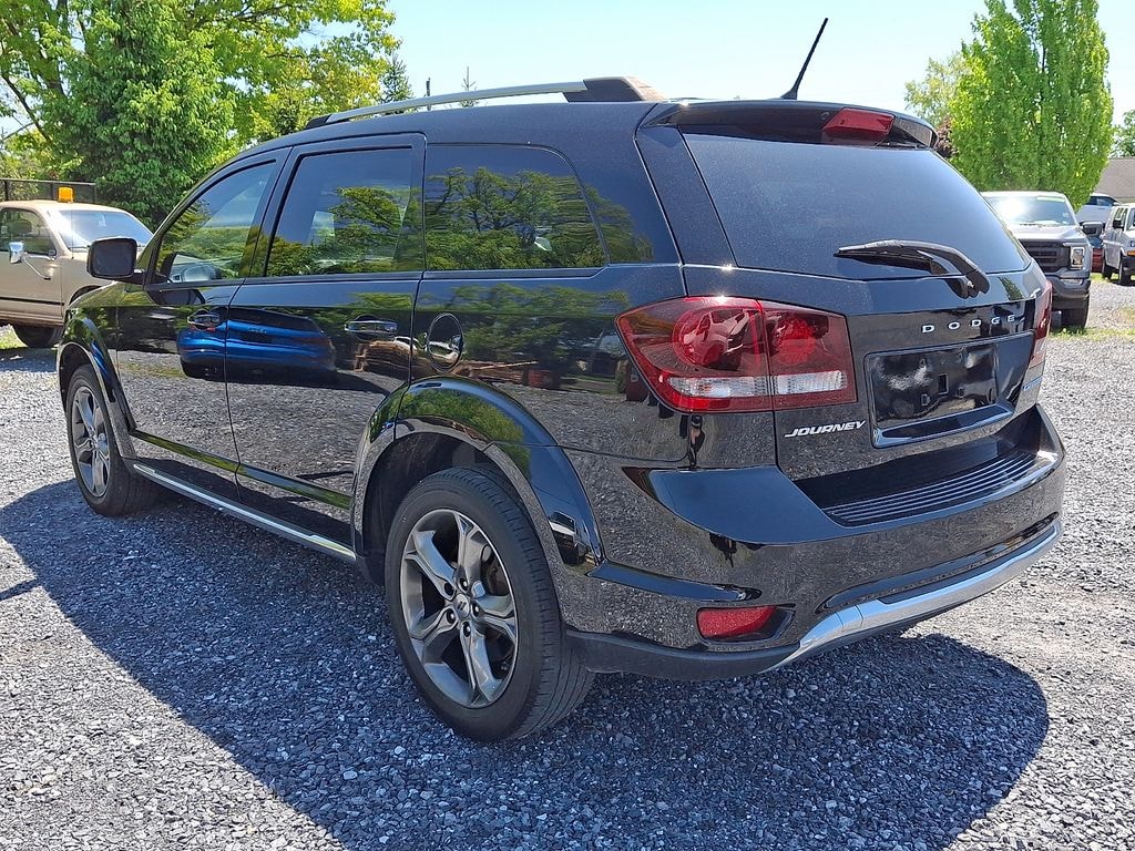 Used 2018 Dodge Journey Crossroad SUV
