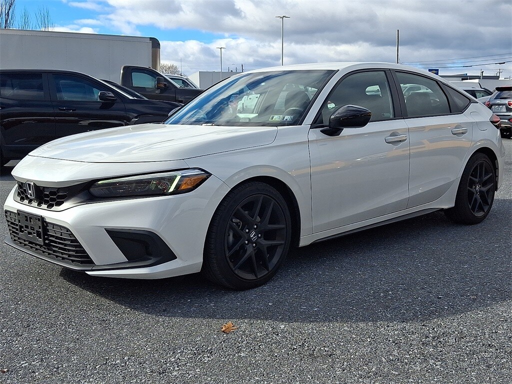 Used 2024 Honda Civic Sport Hatchback