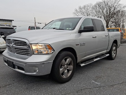 2015 Ram 1500 SLT Truck Crew Cab