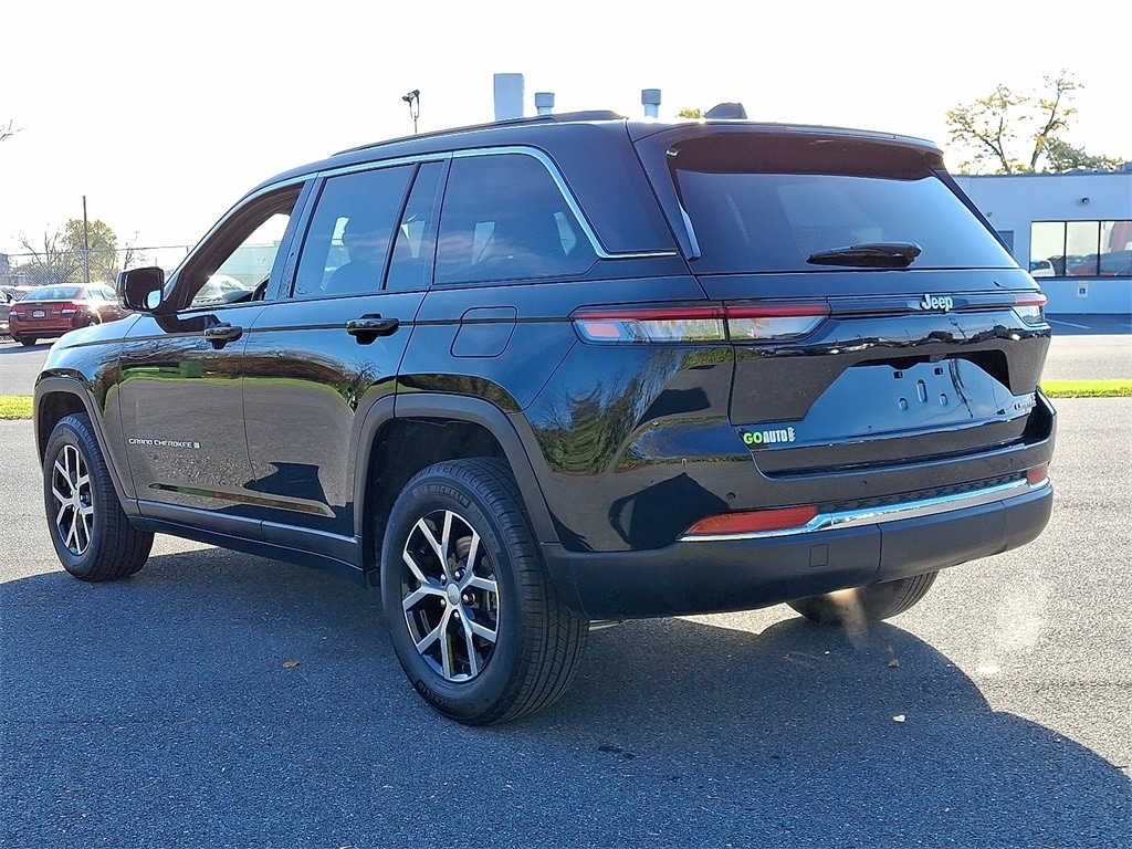 Used 2024 Jeep Grand Cherokee Limited SUV