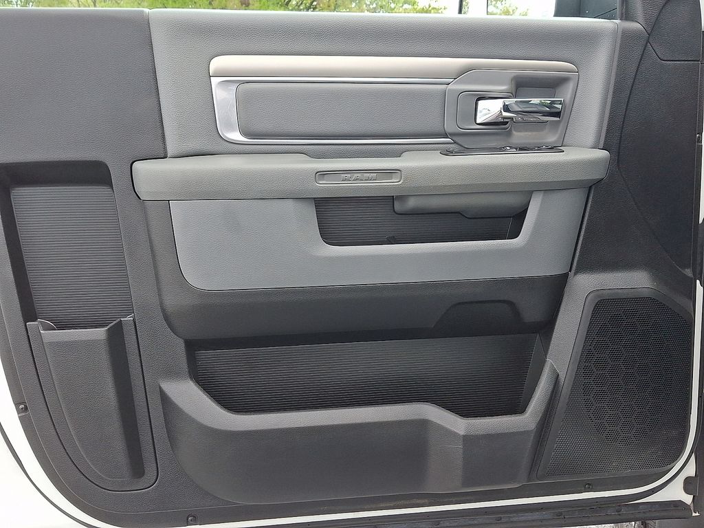 2018 RAM Ram 2500 Pickup Tradesman - Photo 10