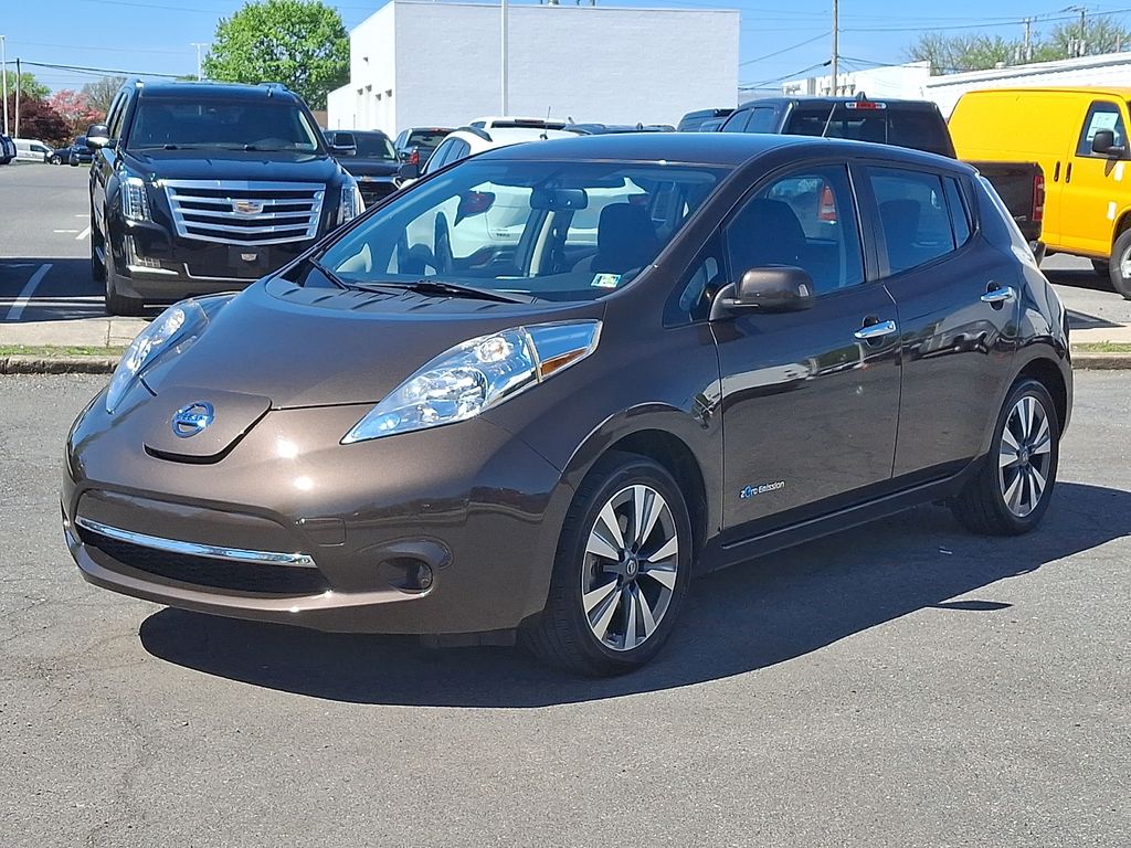 2016 Nissan LEAF SV