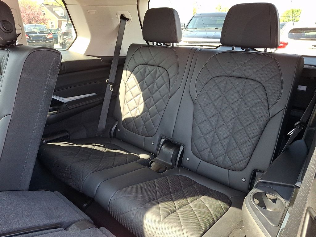 2023 BMW X7 40i - Photo 10