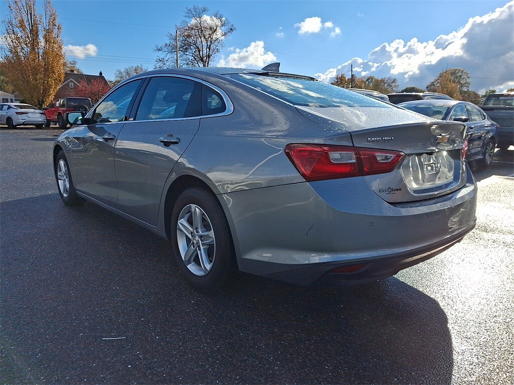 Used 2024 Chevrolet Malibu 1LT Sedan