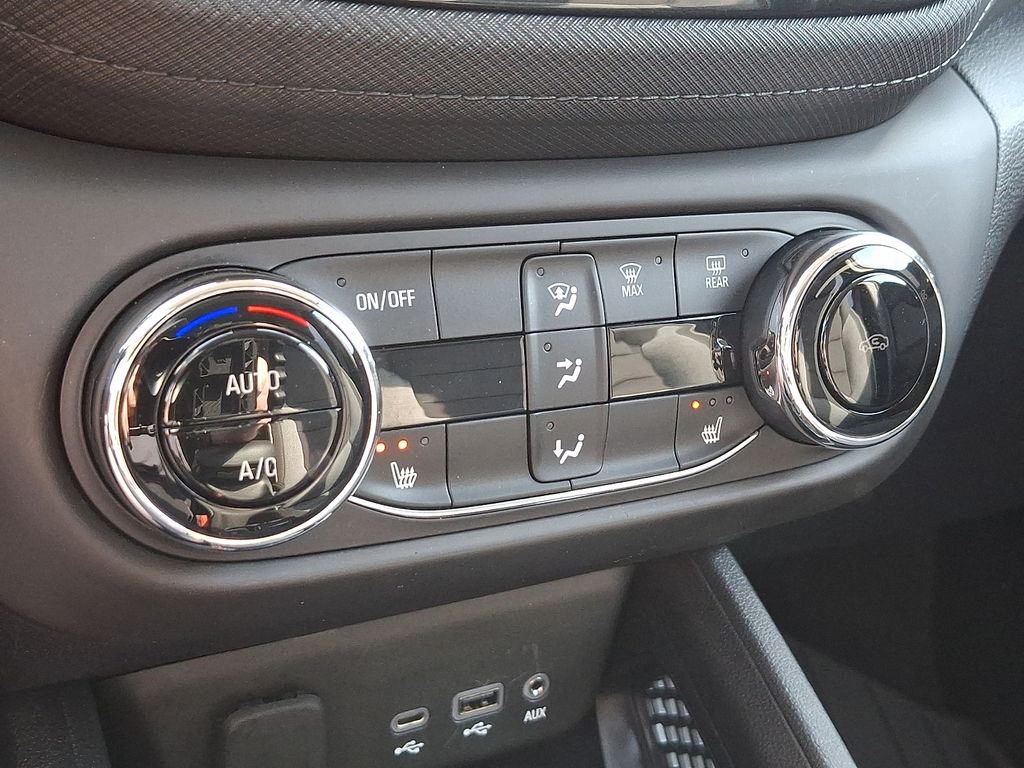 2023 Chevrolet TrailBlazer LT - Photo 14