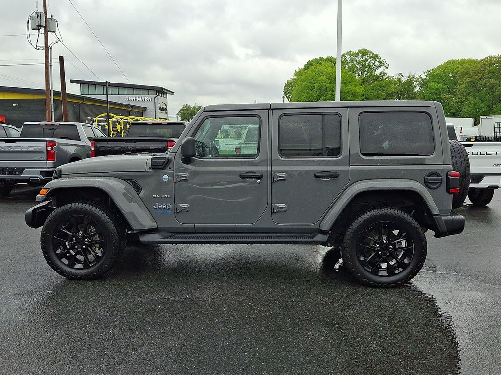 2021 Jeep Wrangler Unlimited Sahara 4XE - Photo 2