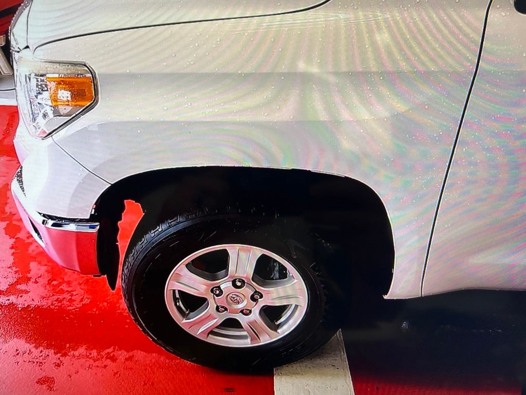 2017 Toyota Tundra SR5 - Photo 7