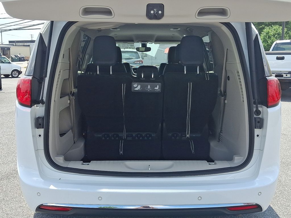 2020 Chrysler Pacifica Touring L Plus - Photo 27
