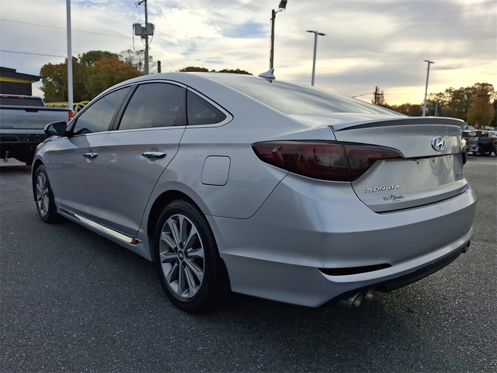 Used 2017 Hyundai Sonata Limited w/PZEV Sedan