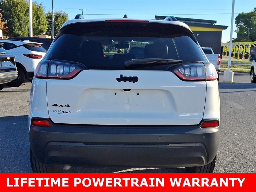 Used 2023 Jeep Cherokee Altitude Lux SUV