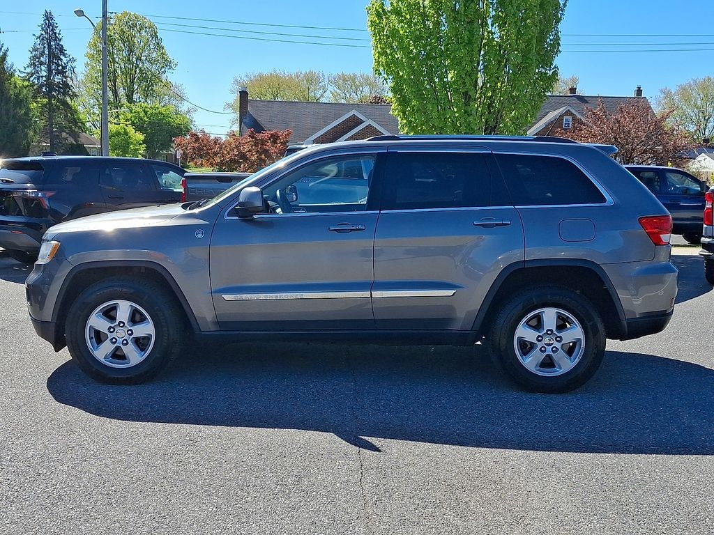 Used 2013 Jeep Grand Cherokee Laredo SUV
