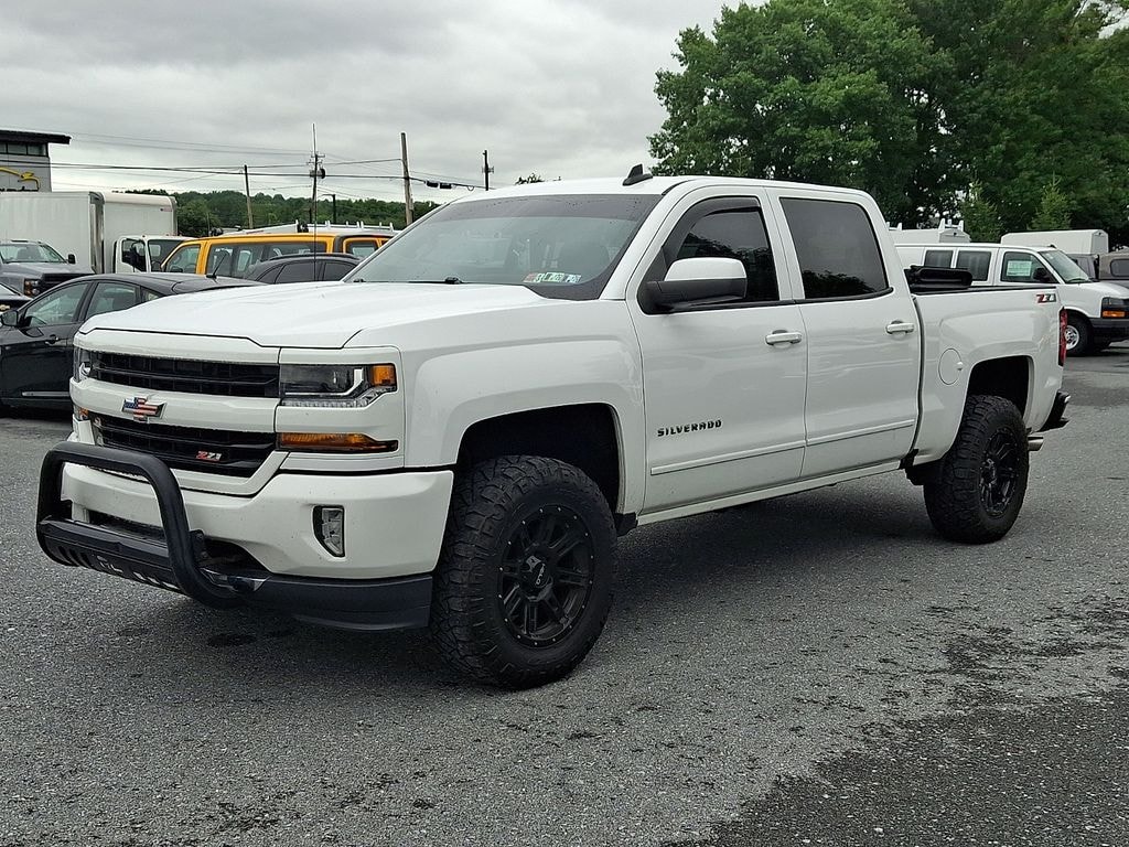 Used 2018 Chevrolet Silverado 1500 LT Truck Crew Cab
