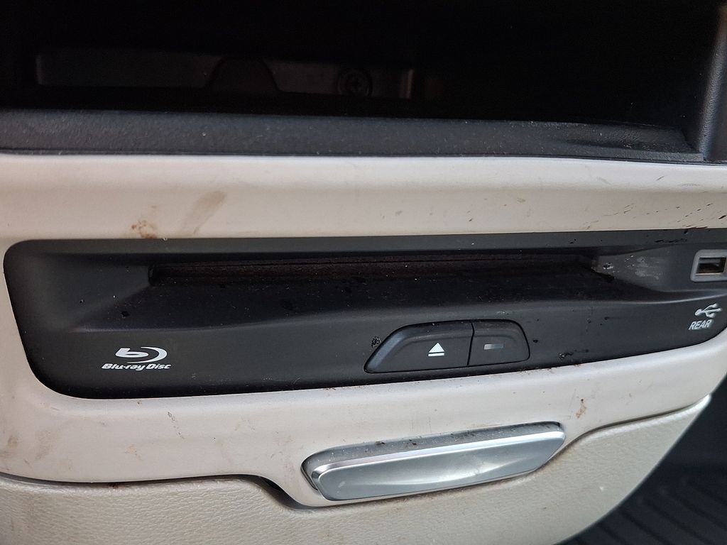 2020 Chrysler Pacifica Touring L Plus - Photo 22
