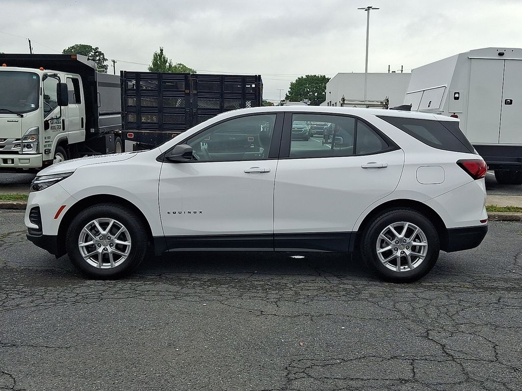 Used 2024 Chevrolet Equinox LS w/1LS SUV