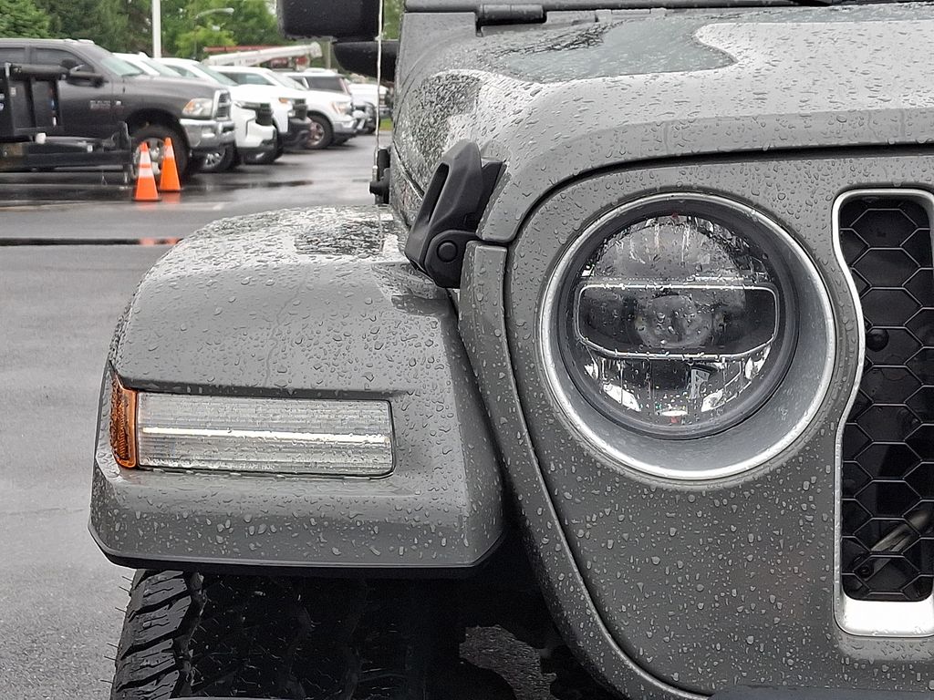 2021 Jeep Wrangler Unlimited Sahara 4XE - Photo 8