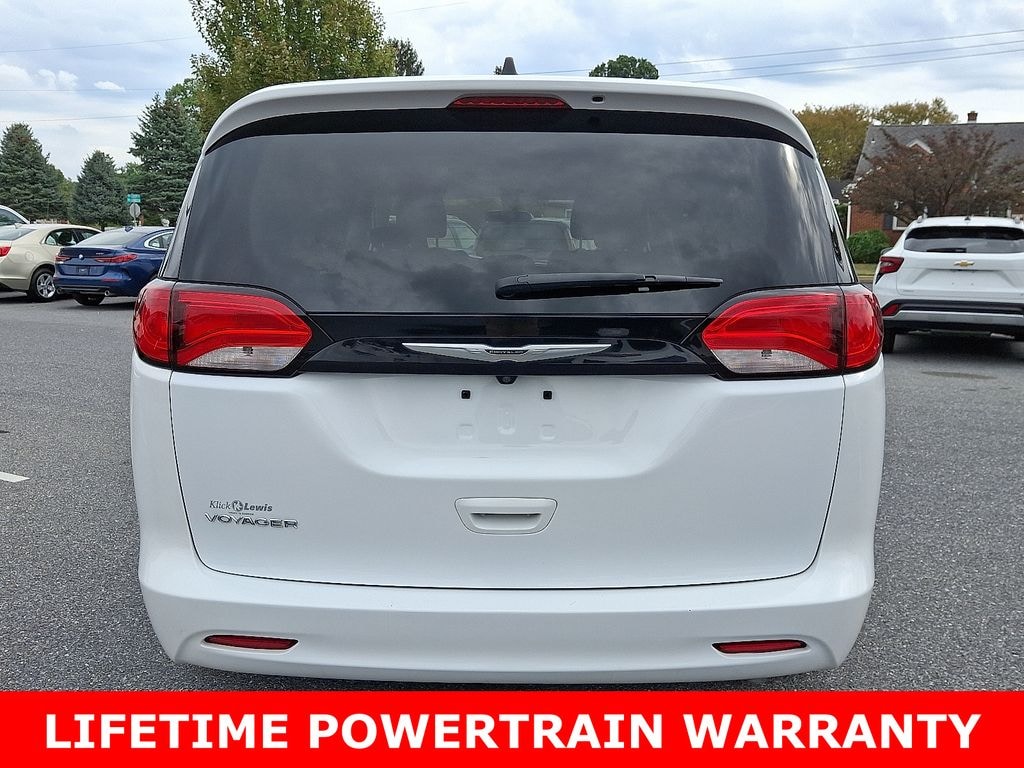 Used 2022 Chrysler Voyager LX Van Passenger Van