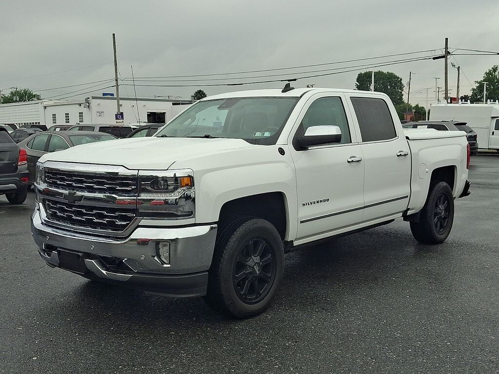 Used 2018 Chevrolet Silverado 1500 LTZ w/1LZ Truck Crew Cab