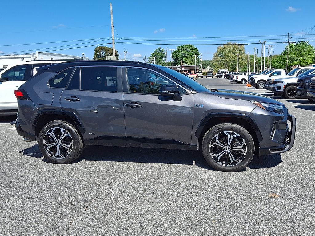 2024 Toyota RAV4 XSE - Photo 6