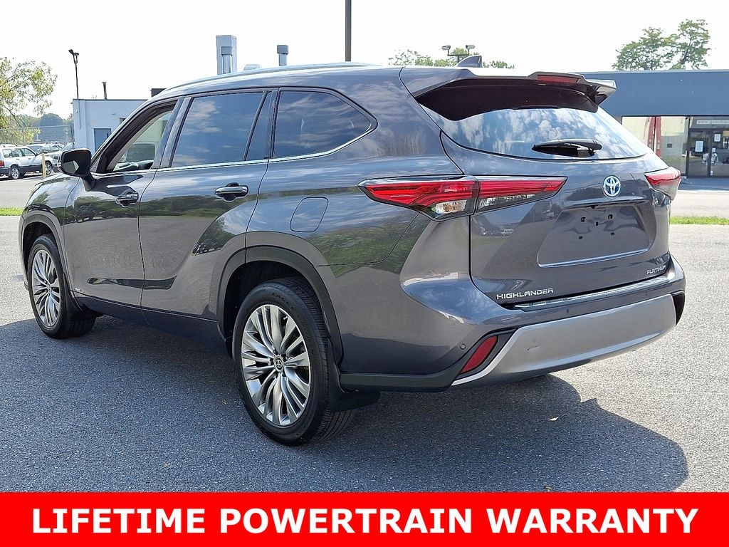 Used 2022 Toyota Highlander Hybrid Platinum SUV