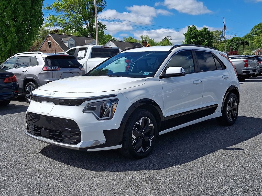 2025 Kia Niro Wind EV's photo