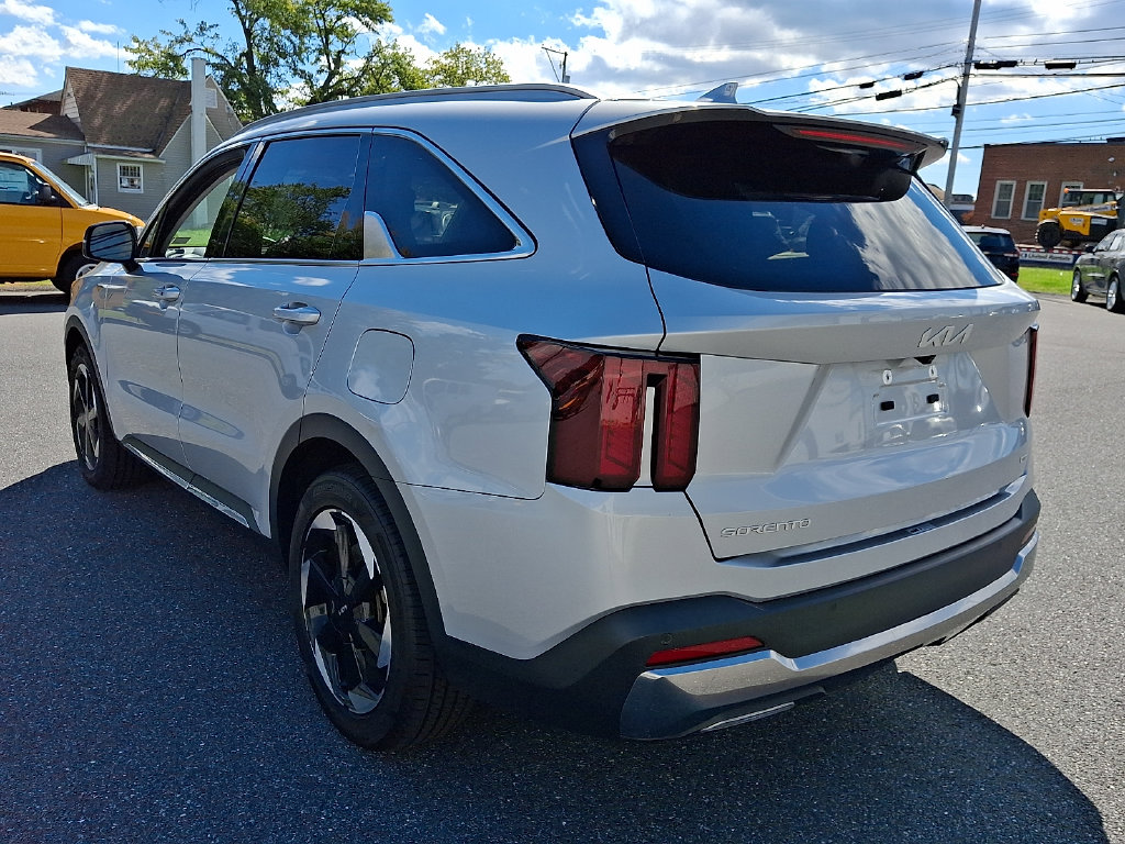 Used 2025 Kia Sorento Hybrid EX SUV