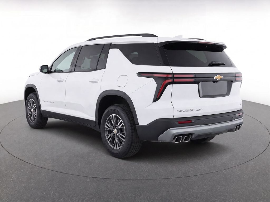 Used 2024 Chevrolet Traverse LT SUV
