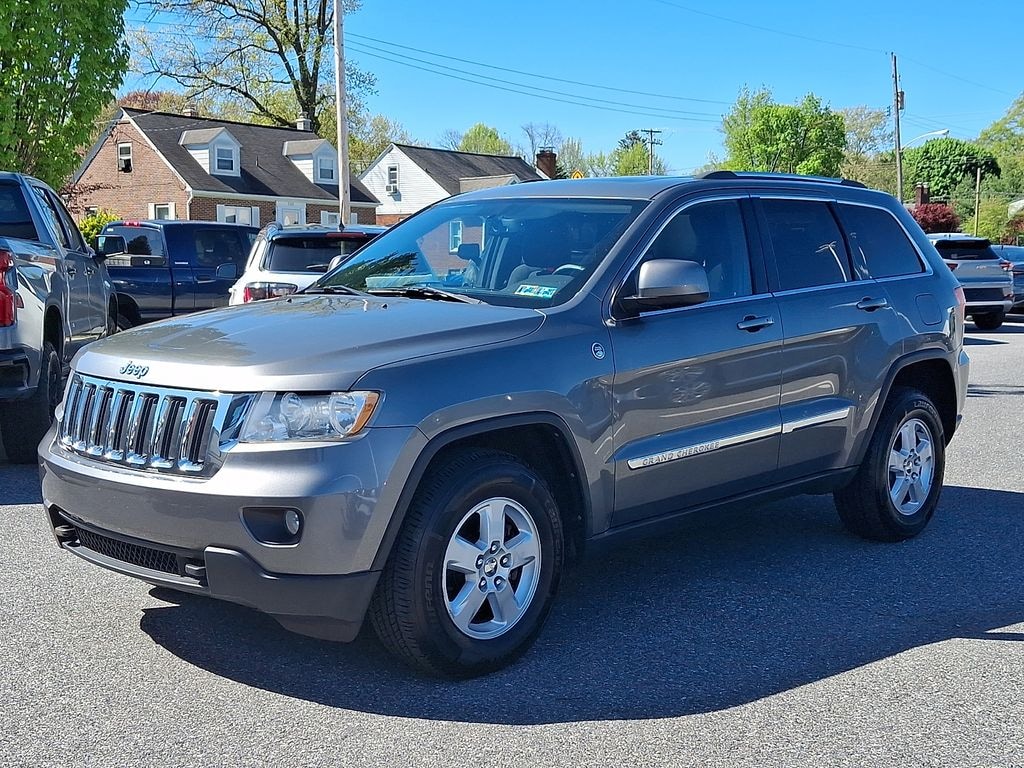 Used 2013 Jeep Grand Cherokee Laredo SUV