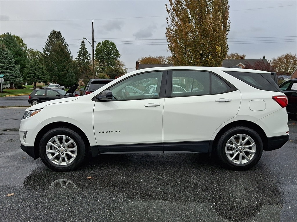 Used 2018 Chevrolet Equinox LS SUV