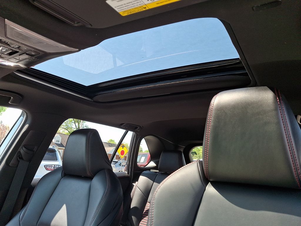 2024 Toyota RAV4 XSE - Photo 13