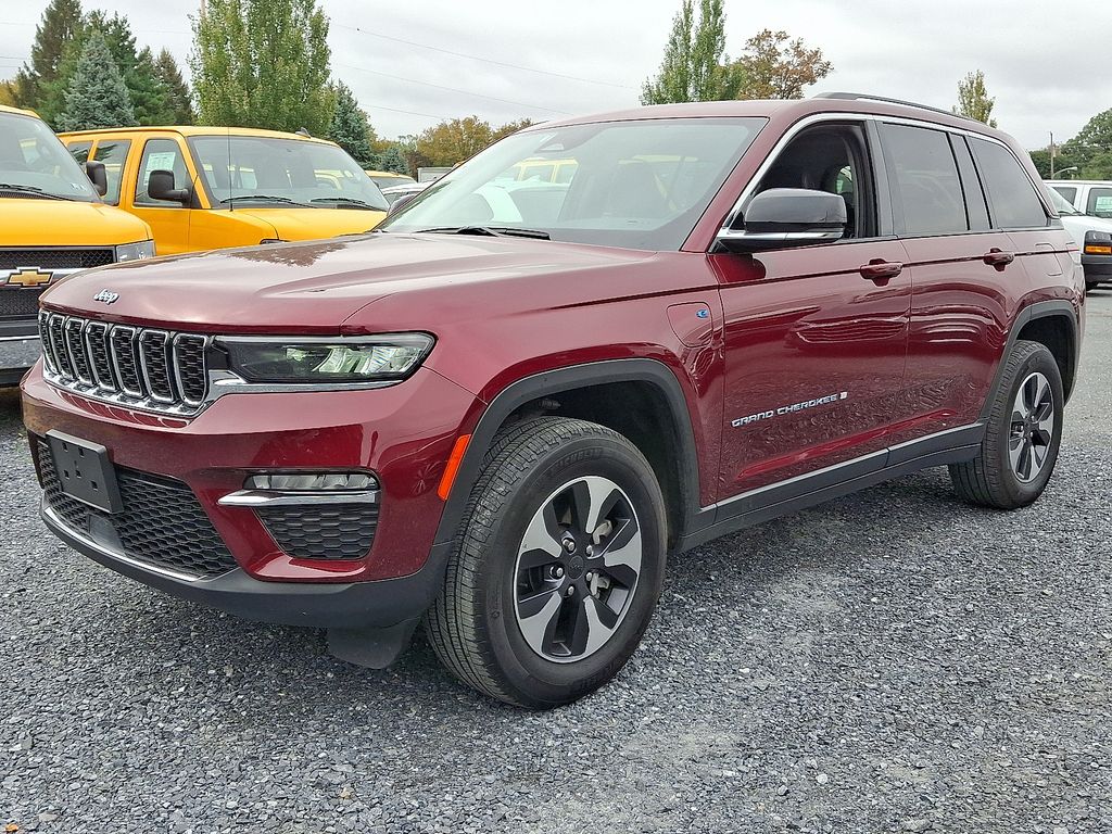 2023 Jeep Grand Cherokee 4xe's photo
