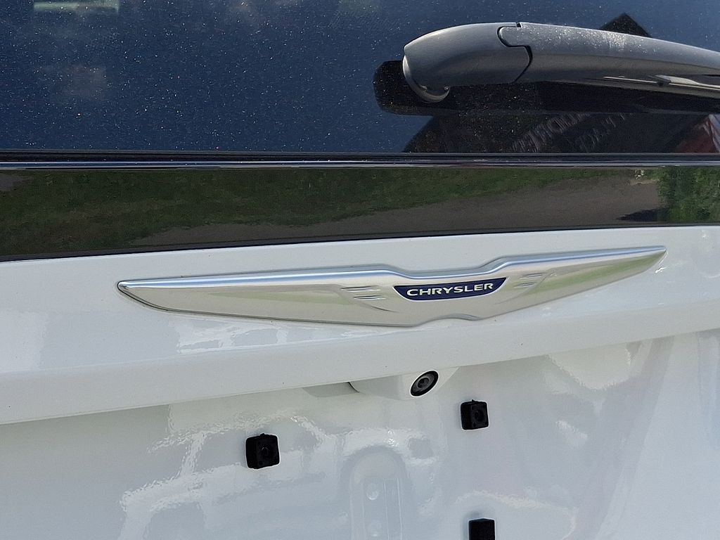 2020 Chrysler Pacifica Touring L Plus - Photo 28
