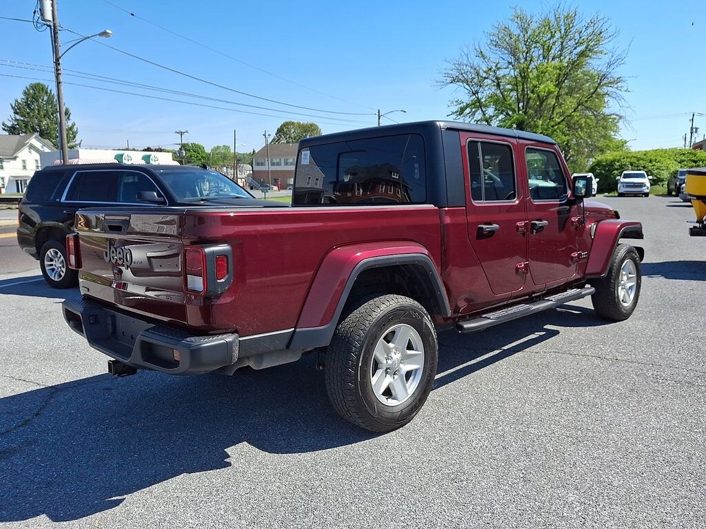 Used 2022 Jeep Gladiator Sport Truck Crew Cab