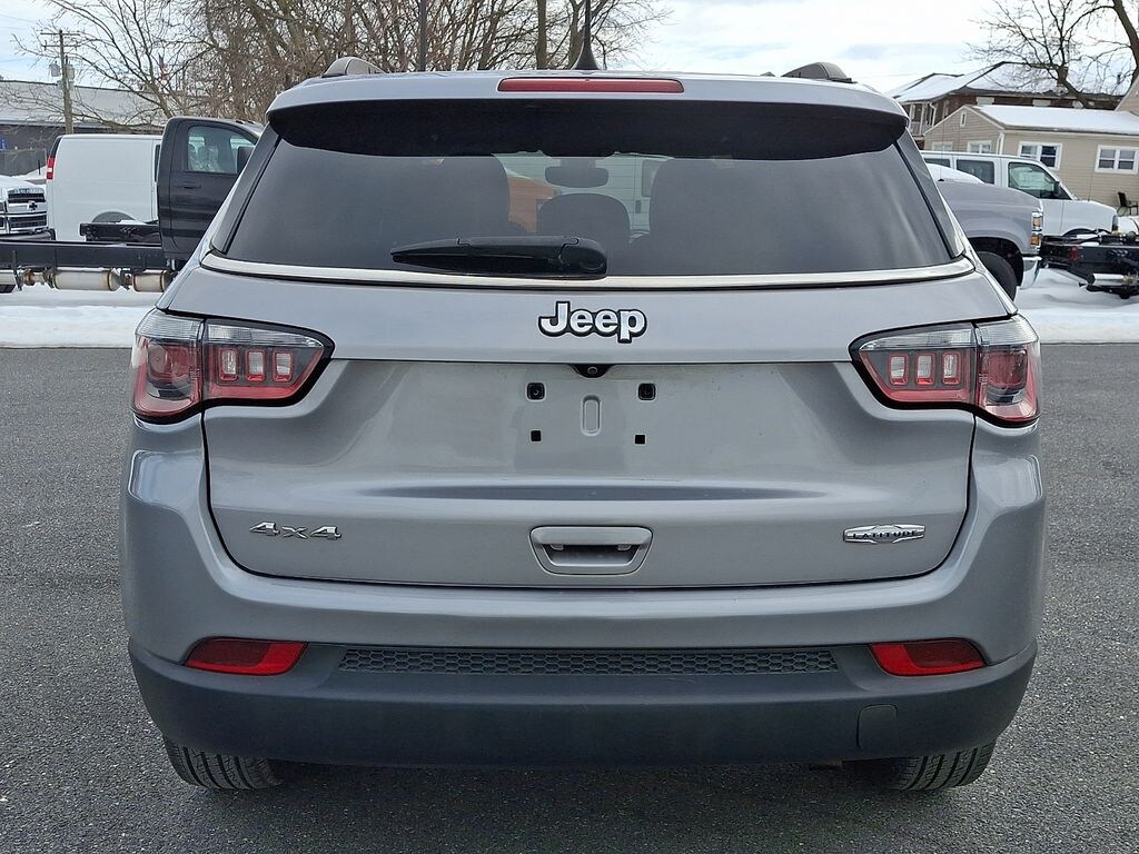 Used 2018 Jeep Compass Latitude 4x4 SUV