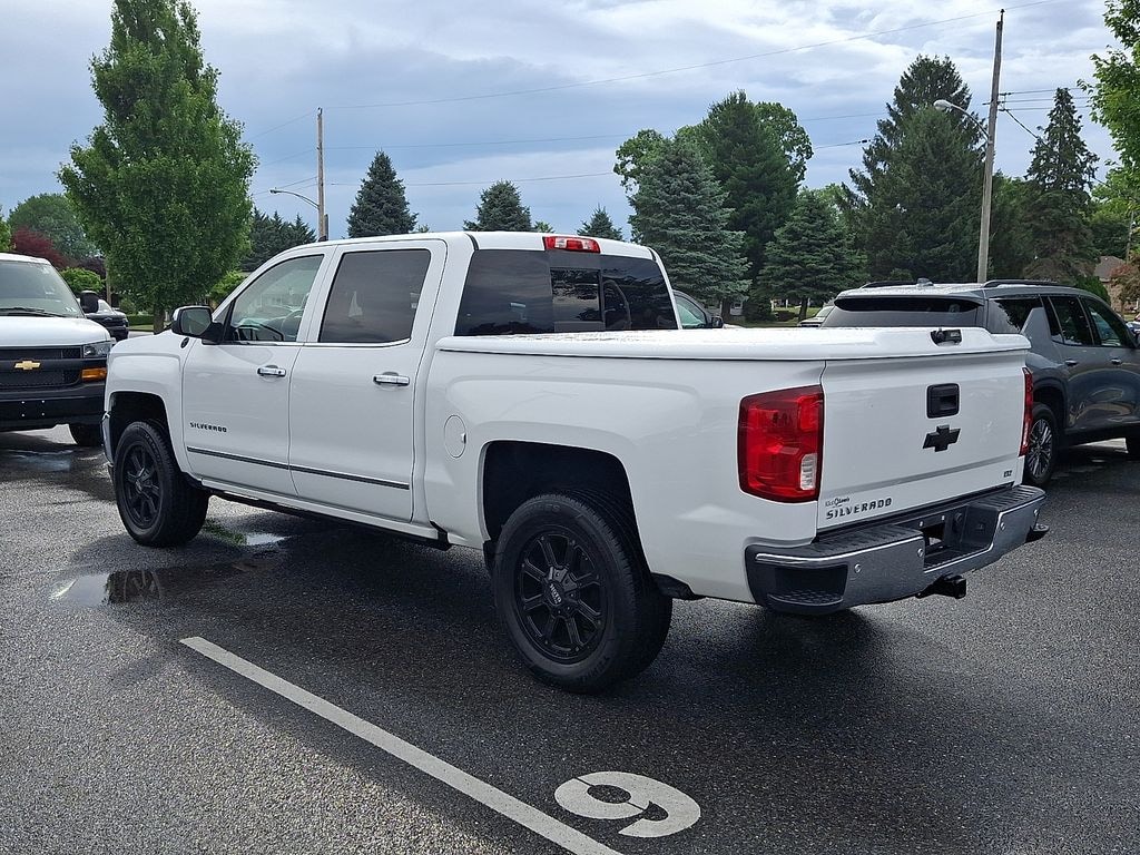 Used 2018 Chevrolet Silverado 1500 LTZ w/1LZ Truck Crew Cab
