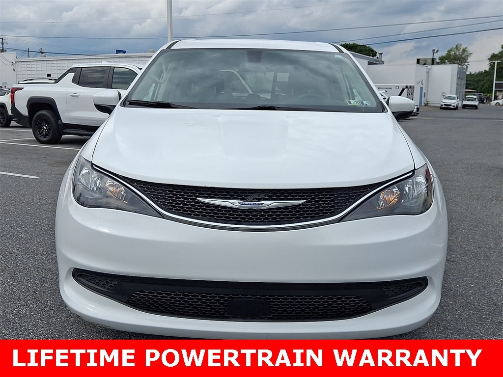 Used 2022 Chrysler Voyager LX Van Passenger Van