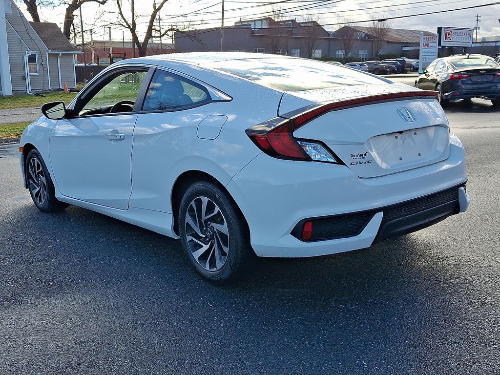 2017 Honda Civic LX-P's photo