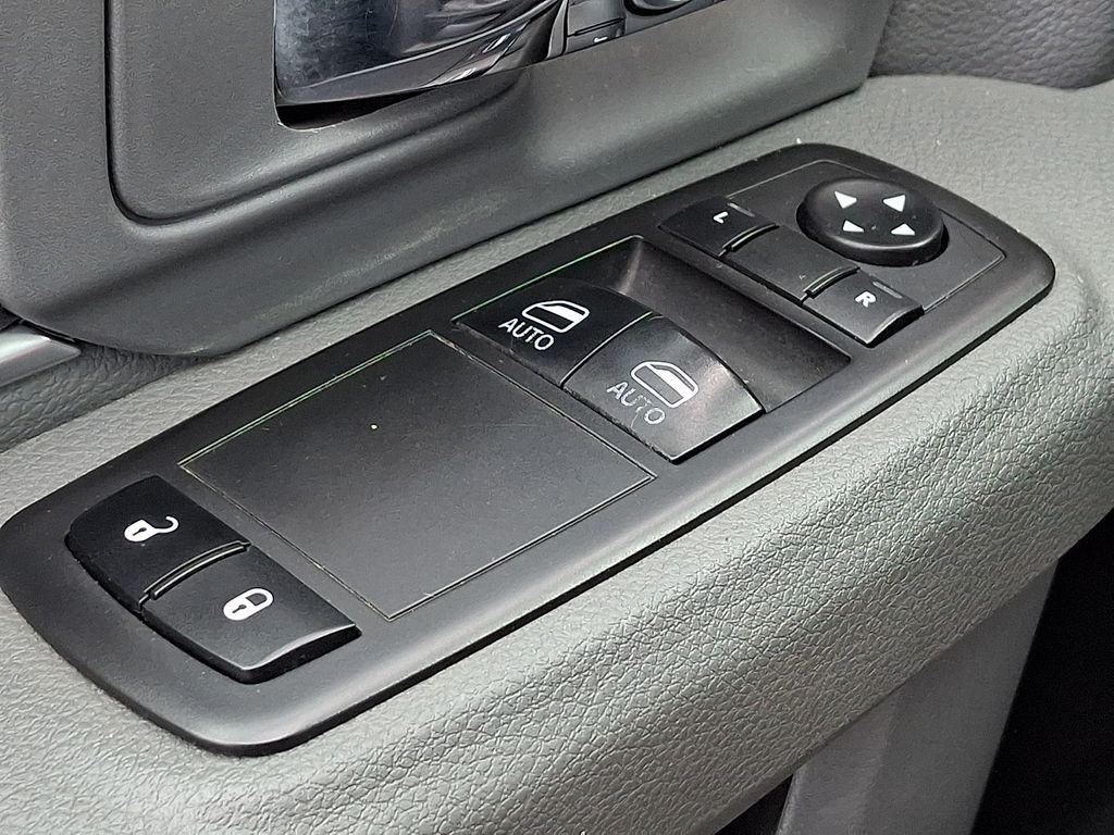 2018 RAM Ram 2500 Pickup Tradesman - Photo 21