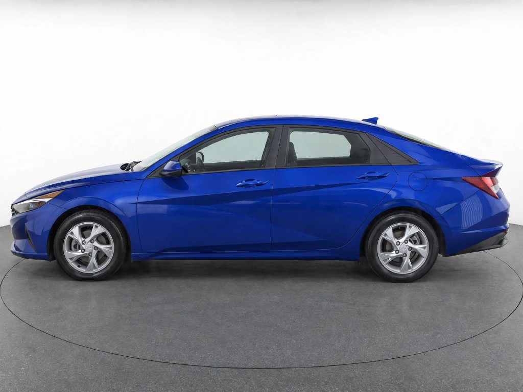 Used 2023 Hyundai Elantra SE Sedan