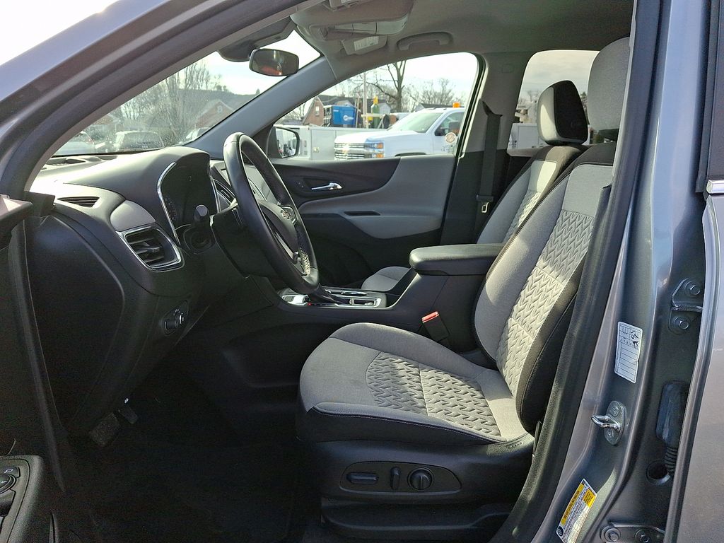 2024 Chevrolet Equinox LT - Photo 12