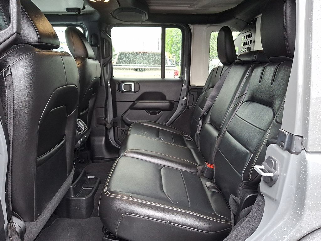 2021 Jeep Wrangler Unlimited Sahara 4XE - Photo 9