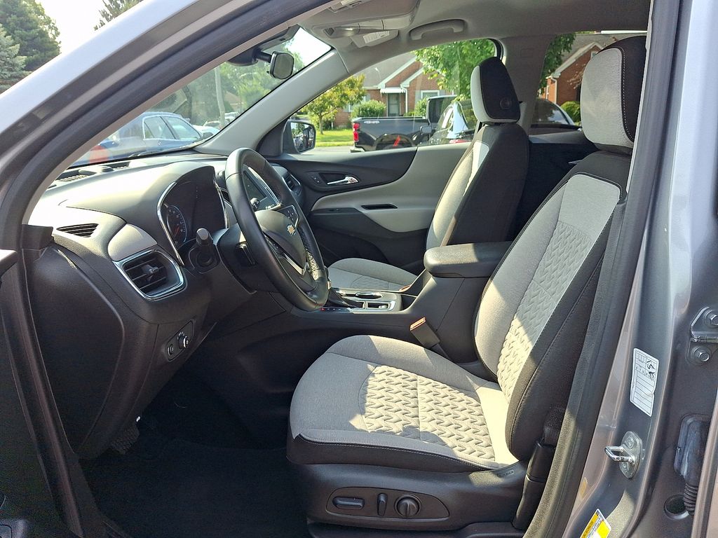2024 Chevrolet Equinox LT - Photo 12