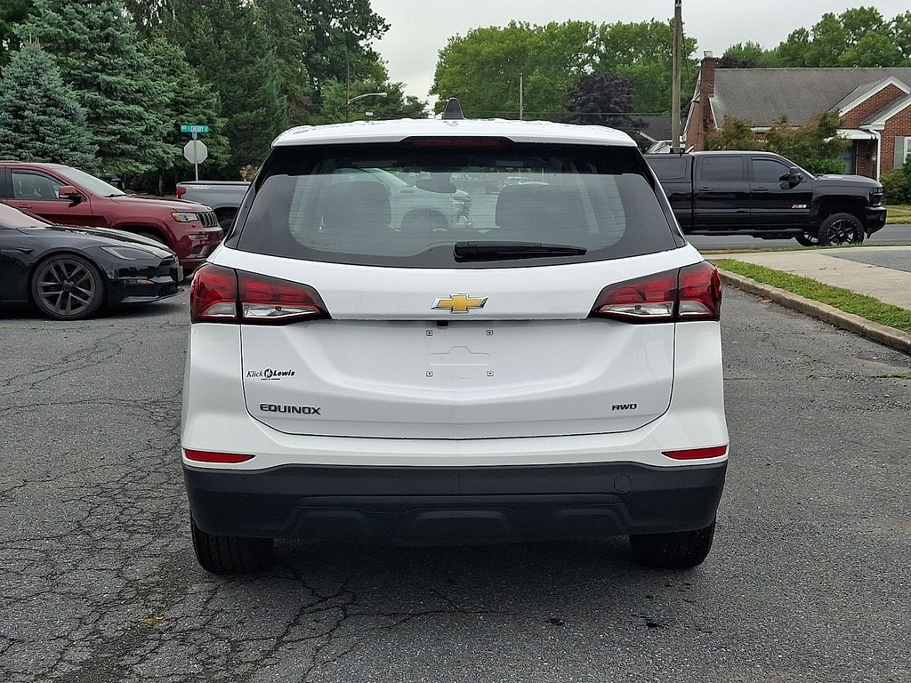 Used 2024 Chevrolet Equinox LS w/1LS SUV