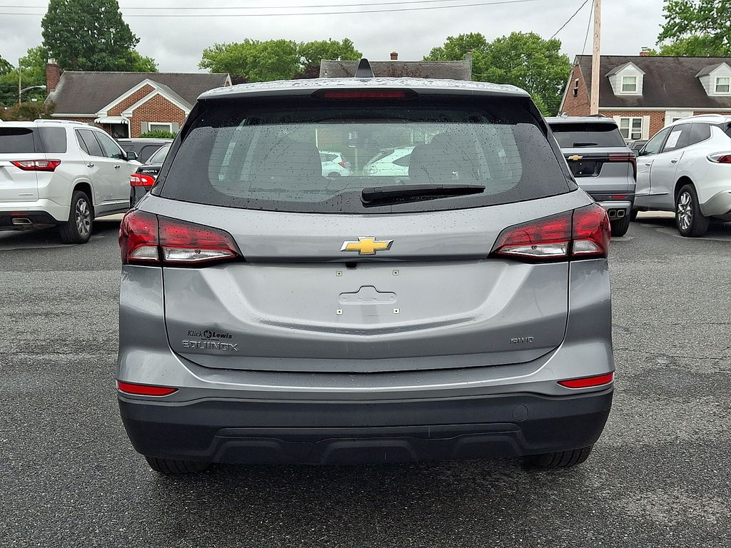 2024 Chevrolet Equinox LS - Photo 4