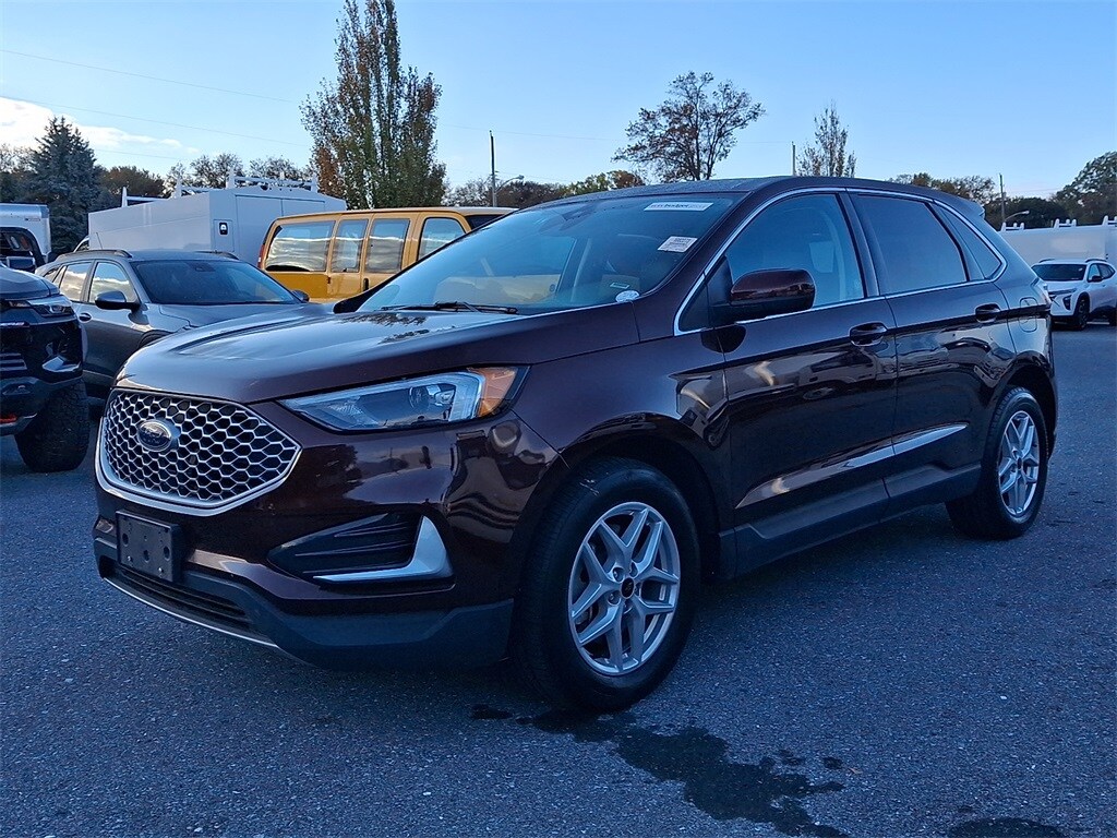 Used 2024 Ford Edge  SUV